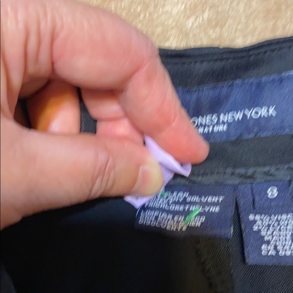 Jones New York Signature wool blend Capri - Picture 9 of 9